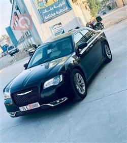 کرایسلەر 300